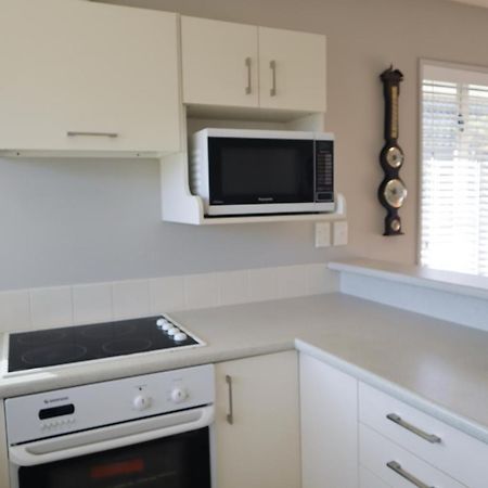 Albatross House Villa Kaikoura Exteriör bild